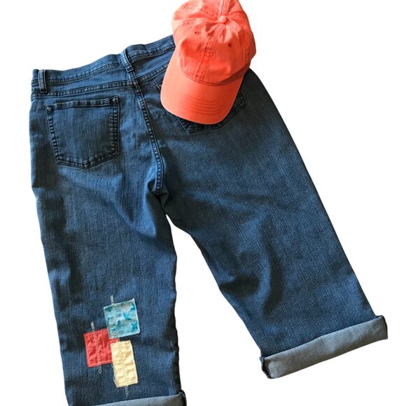 Upcycled Patchwork Capri Jeans: Summer Lake Theme Denim Cropped Pants Size 10-12 - Picture 10 of 12